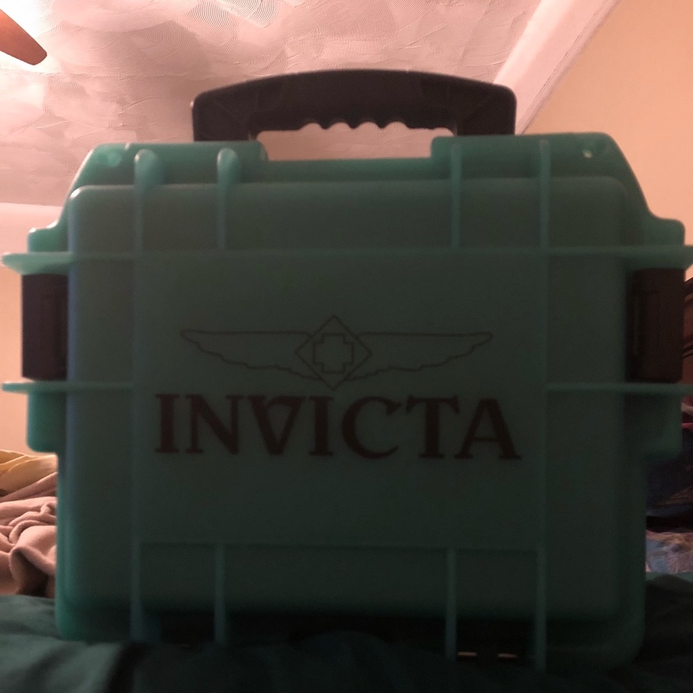 Invicta watch case